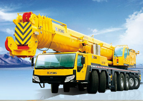 QAY300 All Terraln Crane